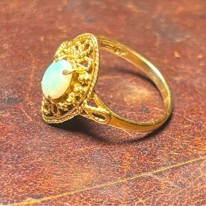 Gold and White Opal Filigree Ring